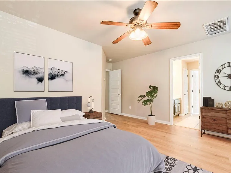 2924 Bond Dr #4C — Photo 18