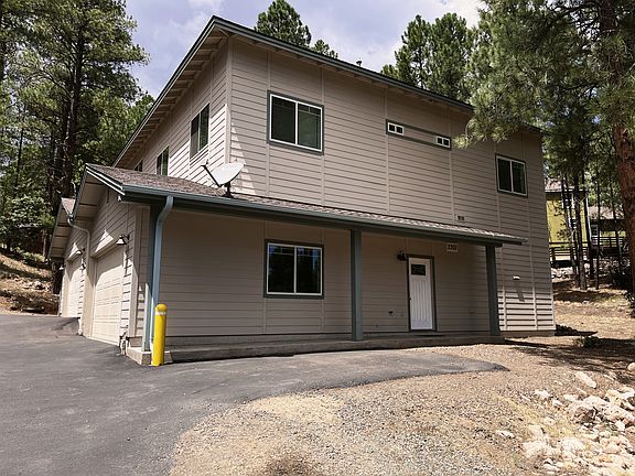 Outside view of Townhouse