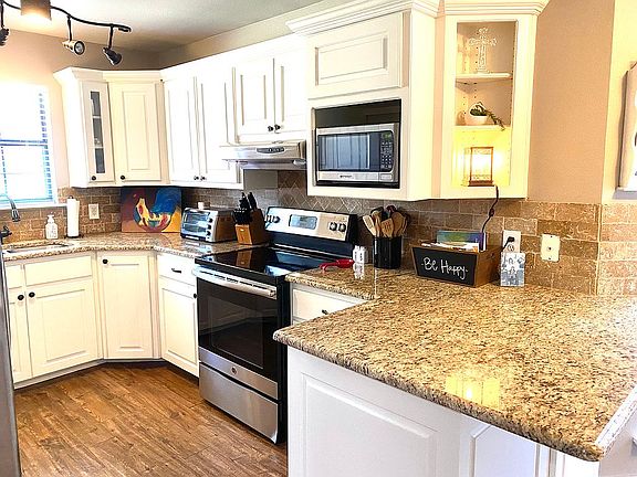 2nd image of 3730 Eagle Bend Dr