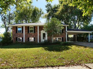 308 Wembley Ln, Ballwin, MO 63021