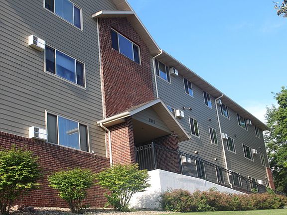3rd image of 2815 E 11th St #13248372