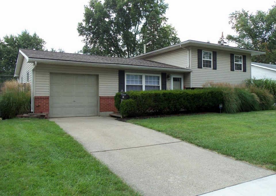 1st image of 449 Barwood Dr