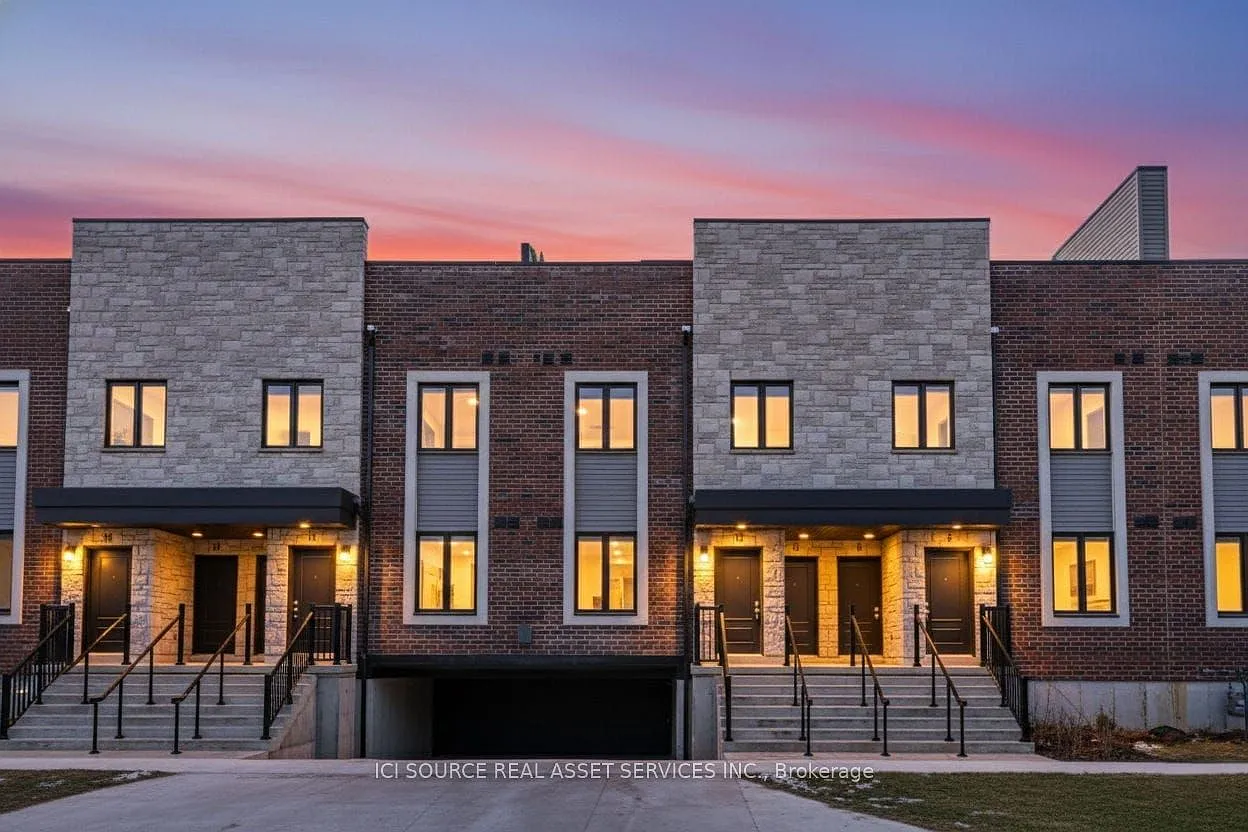 3 bed, $2,800 — Photo 1