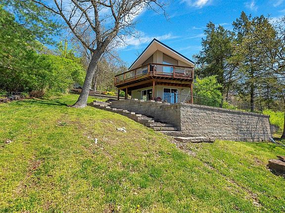2nd image of 1759 Lake Shore Dr