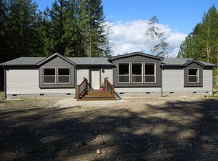 8169 Memory Ln, Concrete, WA 98237