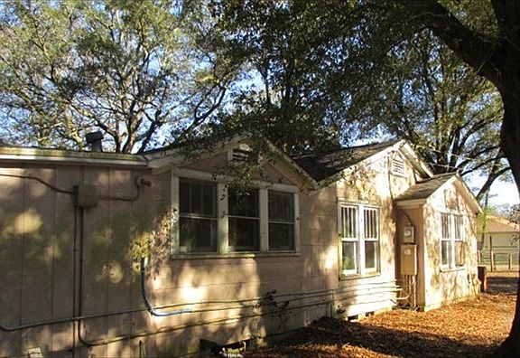3rd image of 52 Marshall Ln
