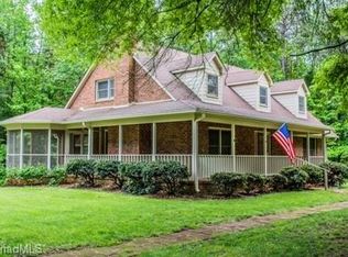 1001 Smith Edwards Rd, Kernersville, NC 27284