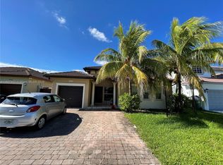 15624 SW 9th Ter, Miami, FL 33194