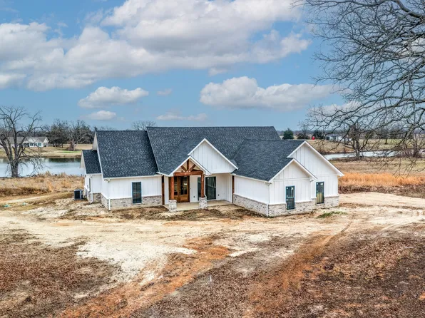 3826 Fm 900, Saltillo, TX 75478