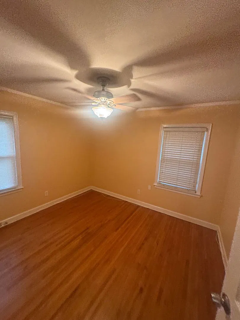 Welcome to 4618 Willow Road! — Photo 4