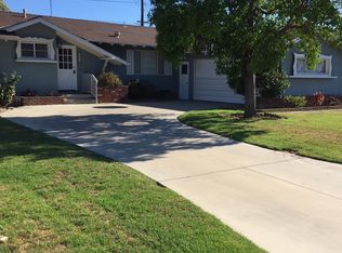 2884 W Elmlawn Dr, Anaheim, CA 92804