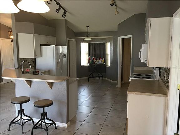 5th image of 1352 Laurel Glen Dr