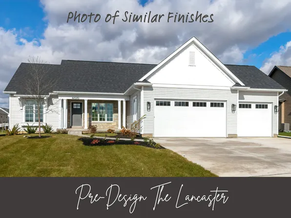 300 N 15th St, Le Claire, IA 52753