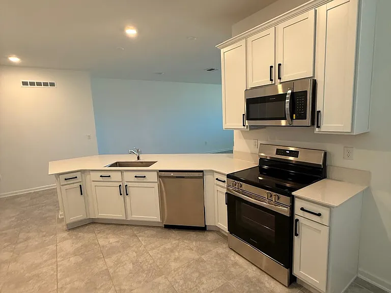1250 Belle Isle Ln — Photo 7