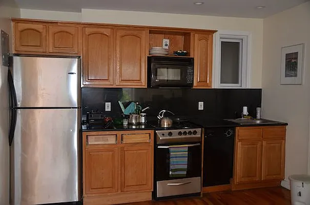 Rented by Jonathan Wachtel, LREB | media 22
