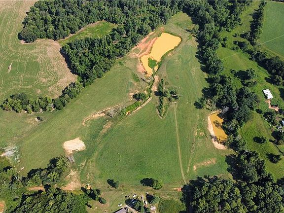 4th image of 245 Brentons Ridge Trl