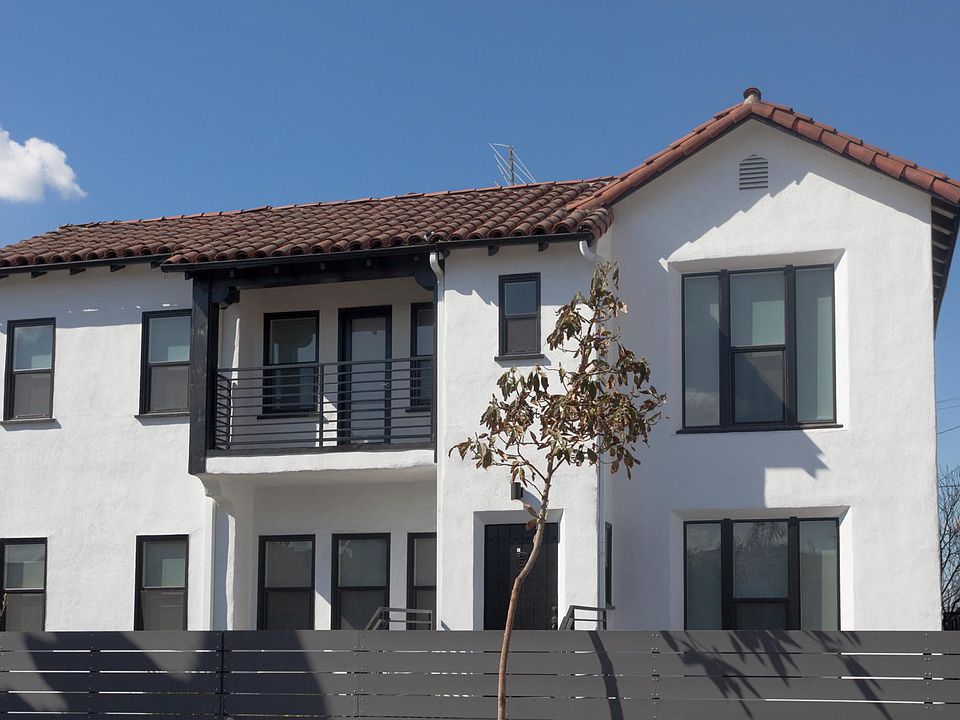 1st image of 2803 S Norton Ave