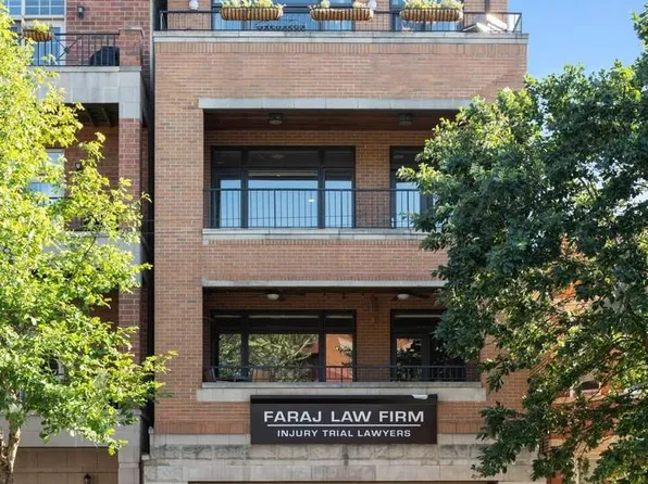 1935 W Belmont Ave, Chicago, IL 60657