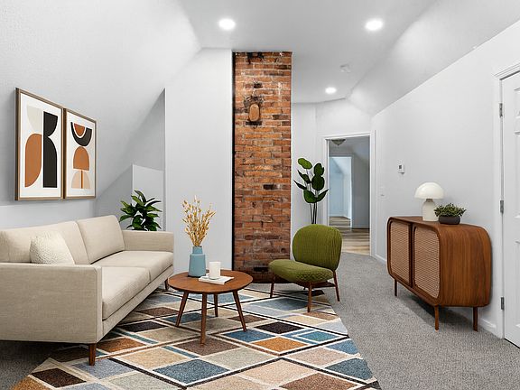 5th image of 569 Ottawa Ave #569