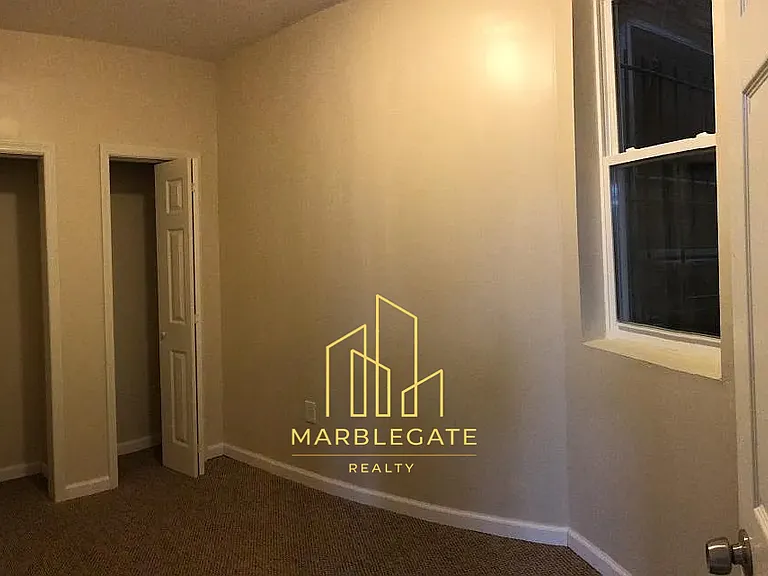 28 Sherman Ave #11 — Photo 7