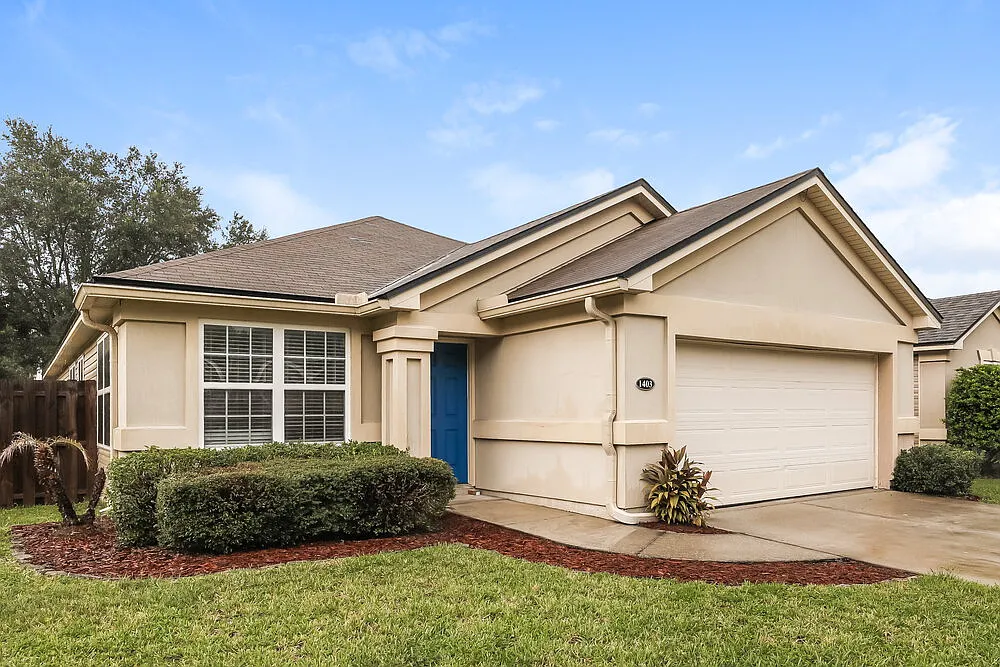 4 bed, 2.0 bath, 1780 sqft, $2,190 — Photo 3