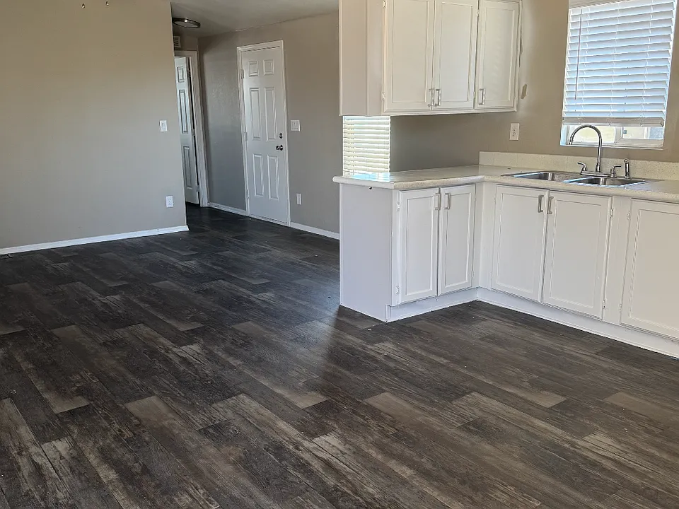 3990 Las Vegas Blvd N #245