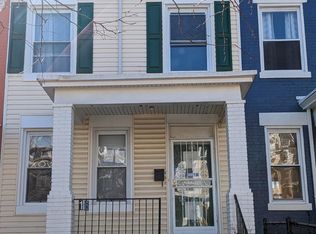 163 U St NE, Washington, DC 20002