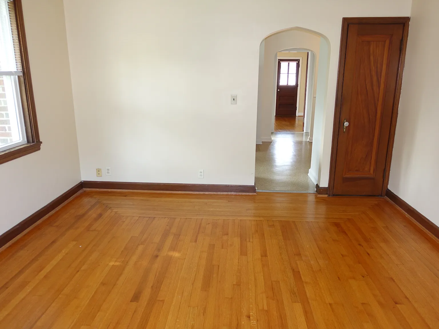 1 bed, 750 sqft, $1,010 — Photo 4