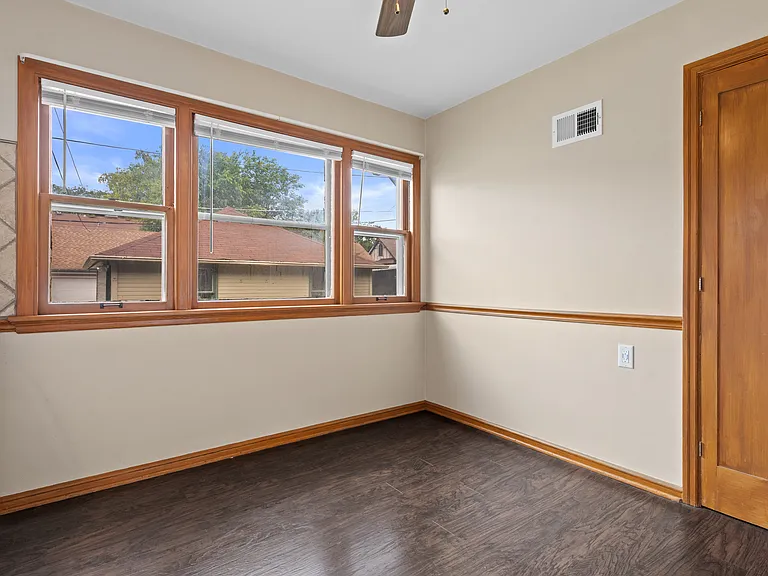 2797 N Sholes Ave — Photo 5