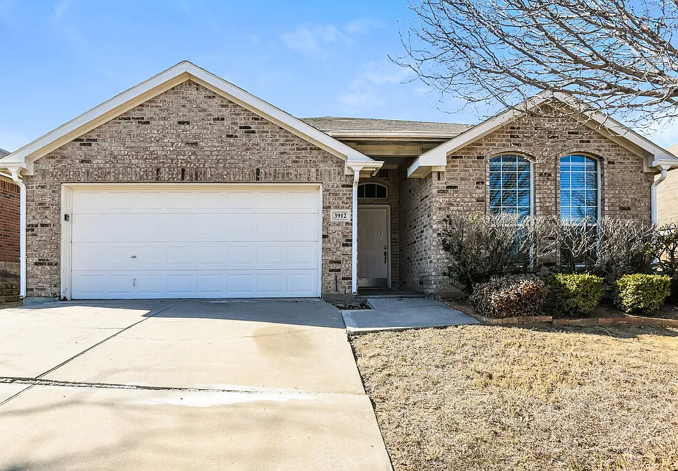 3912 Big Thicket Dr