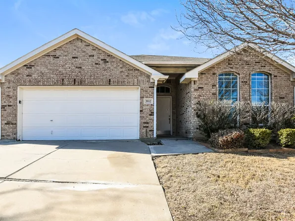 3912 Big Thicket Dr, Fort Worth, TX 76244