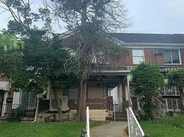 13683 71st Rd, Flushing, NY 11367