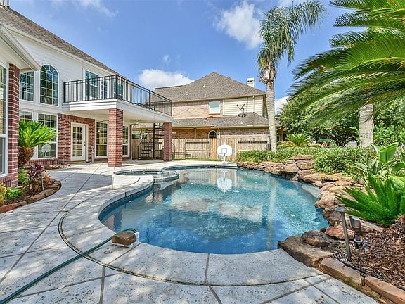 5th image of 3915 Abbeywood Dr