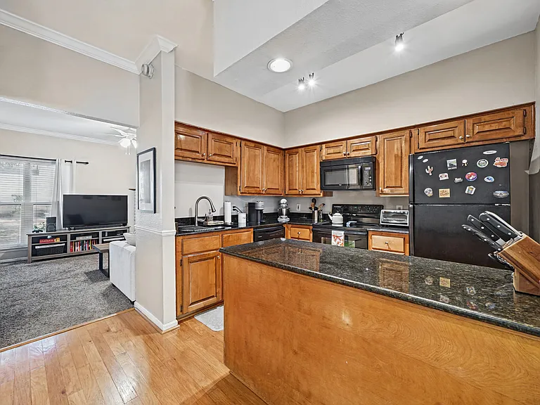 1307 Kinney Ave #155 — Photo 5