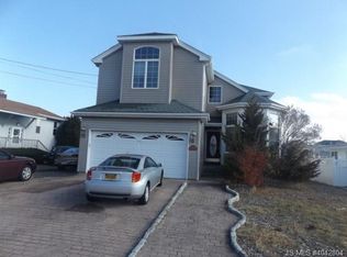 12 Kingfisher Ln, Toms River, NJ 08753