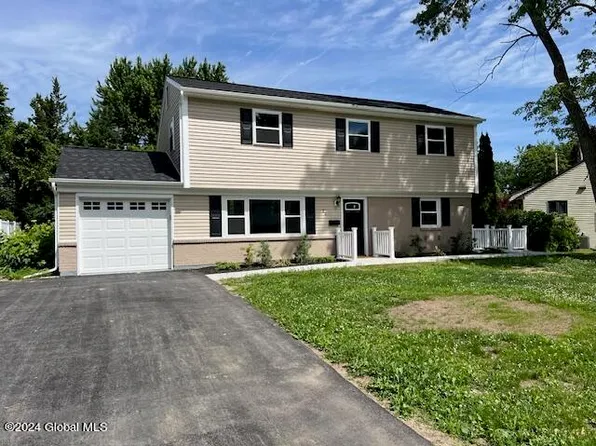 22 Aragon Avenue, Latham, NY 12110