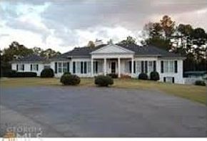 3rd image of 250 Turner Dr