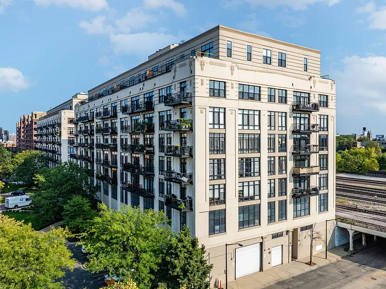 1524 S Sangamon St #709 — Photo 45