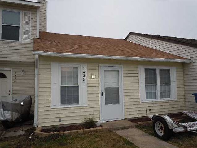 1st image of 1435 Sangaree Cir