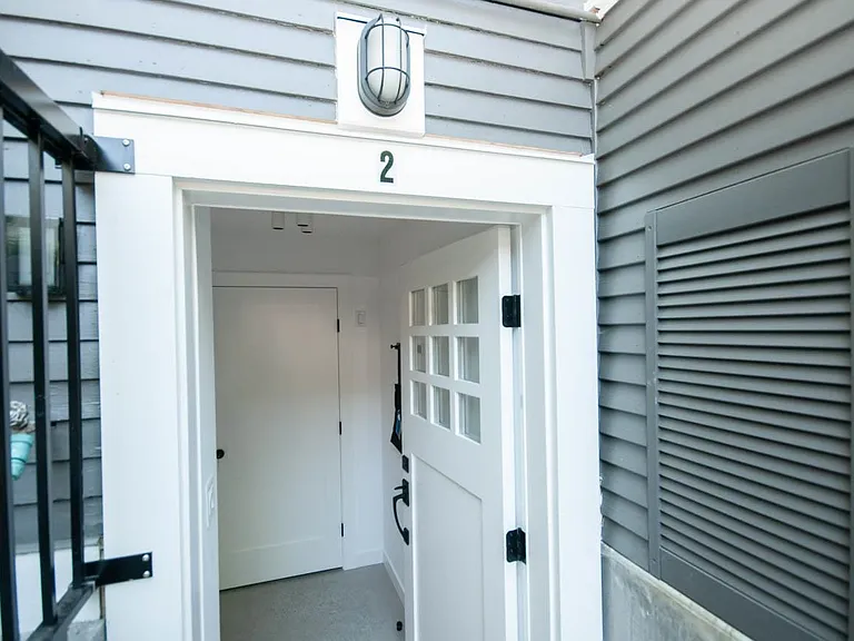 563 Union St #2 — Photo 2