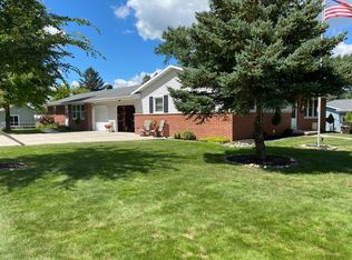 1842 7th St, Green Bay, WI 54304