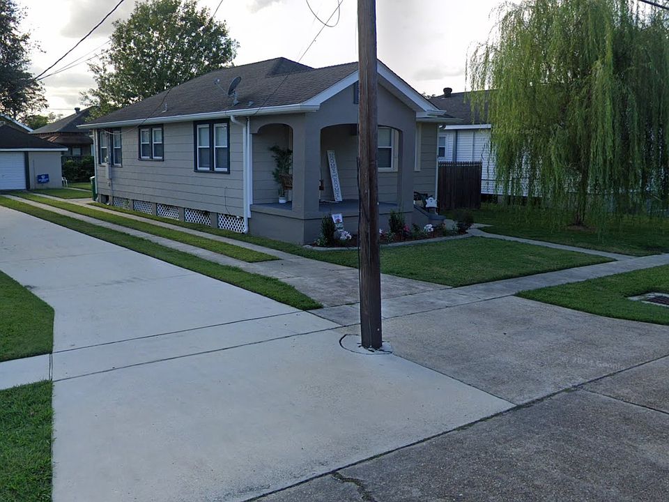 2nd image of 604 Fairmont St