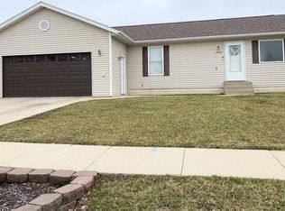 1420 Seneca St, Storm Lake, IA 50588