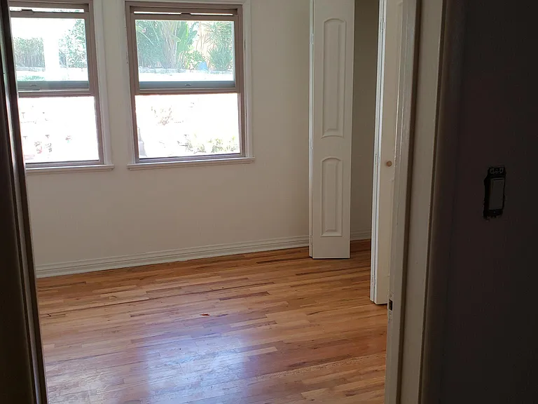 22211 Buena Ventura St — Photo 6
