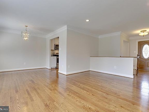 4th image of 4520 Morningwood Dr