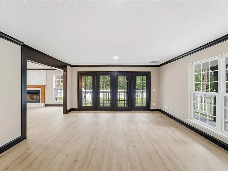 14728 Henson Rd — Photo 32
