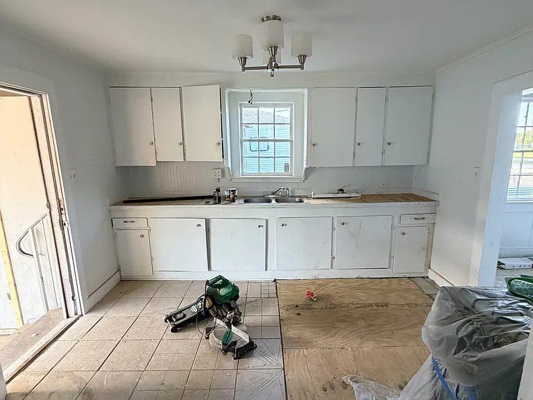 815 Williams Ave — Photo 3