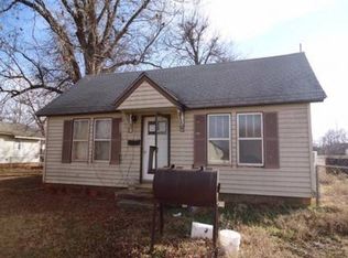 523 W Don Blanding Ave, Kingfisher, OK 73750