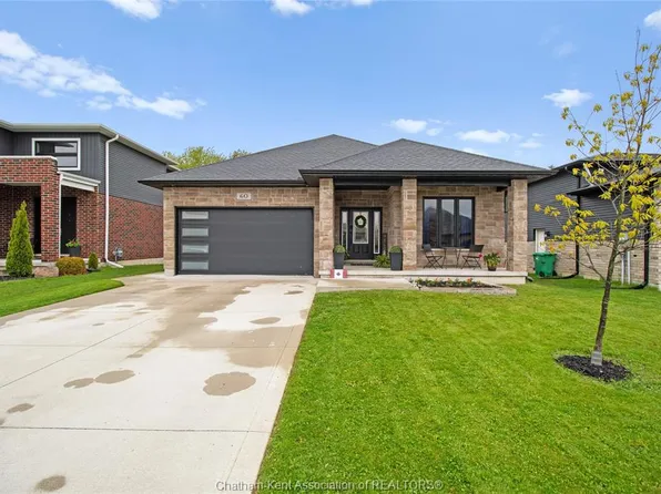 60 Tanya Dr, Southwest Middlesex, ON N0L 1M0