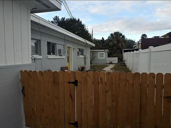 5th image of 3805 Leona St